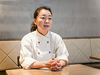 堀さん